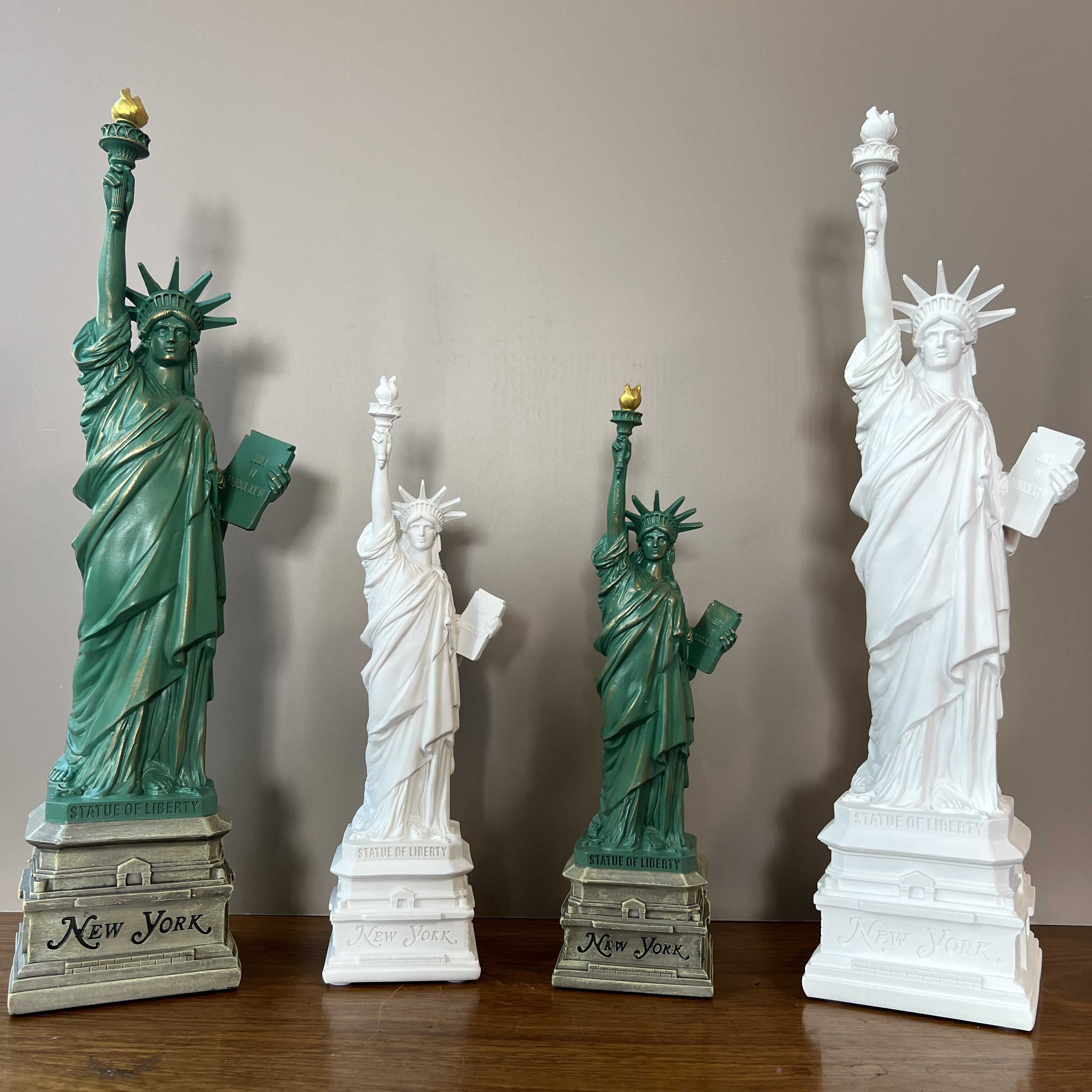 Travel Accessories For Europe - YuryFvna Estátua da Liberdade Modelo Acessórios